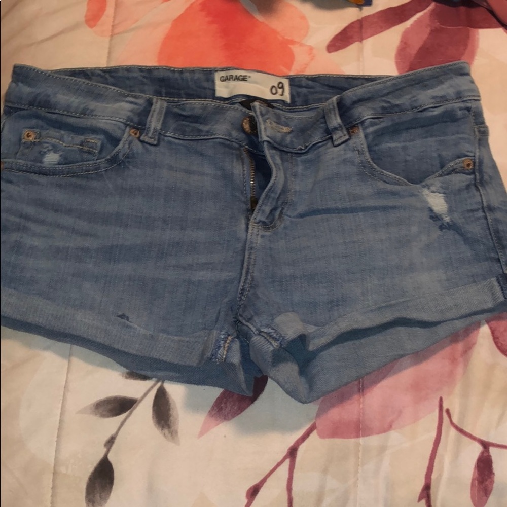 Garage Denim Shorts Size 9 Women’s